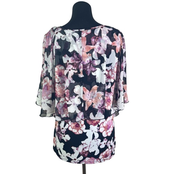 Adele & Mae XL Boho Women's Ruffled Tiered Drapey Flowy Floral V-Neck Blouse - Picture 3 of 12
